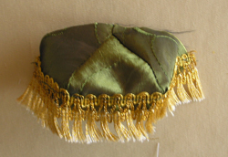 rombuszos dísz készítése textilből